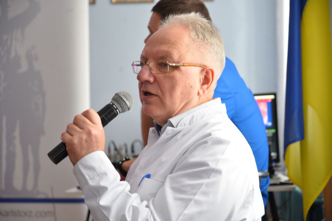 Ілюстрація до матеріалу: Вищий пілотаж в онкохірургії: операція онлайн в Сумському обласному клінічному онкологічному центрі