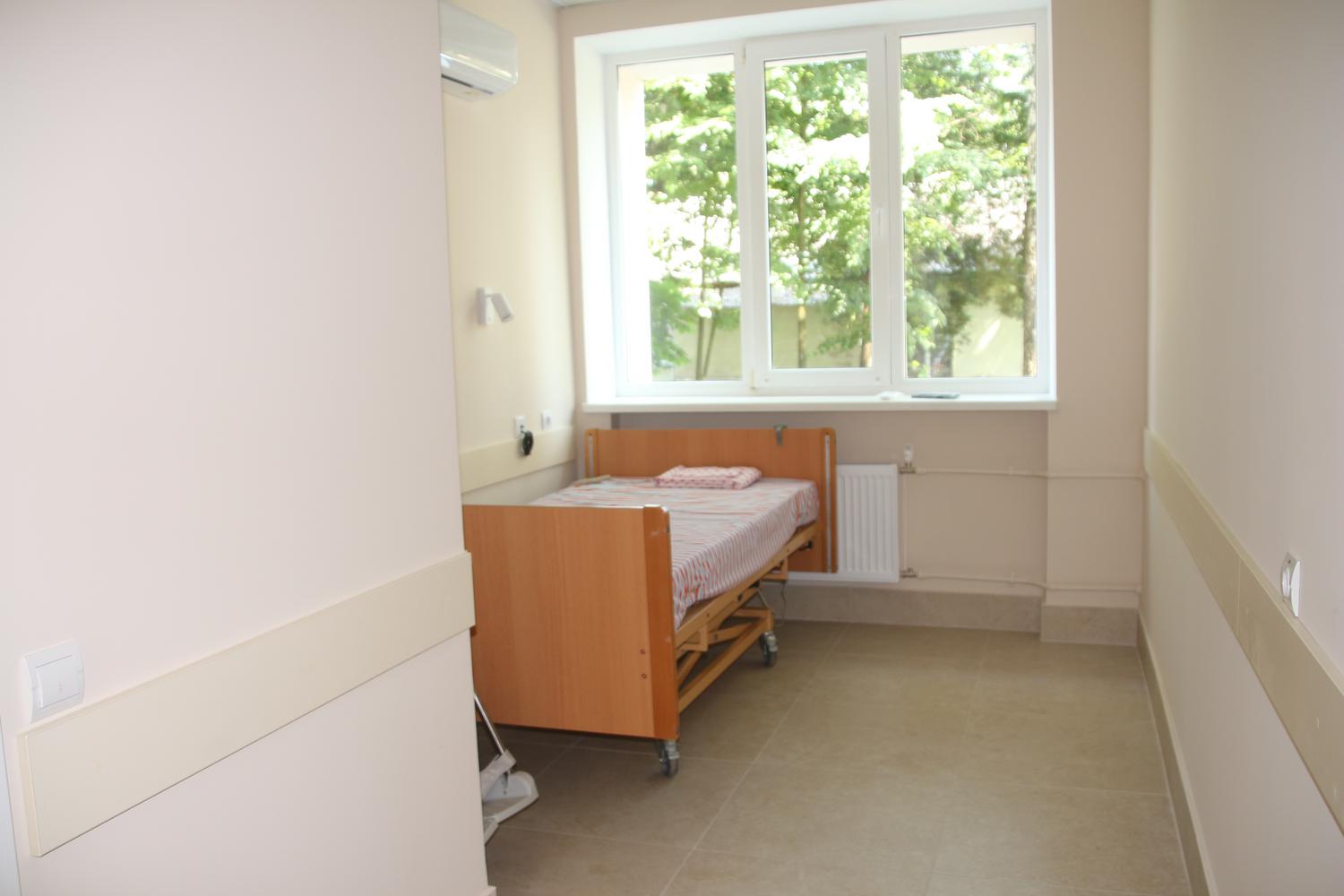 Illustration: Even the walls heal: the renovated chemotherapy department